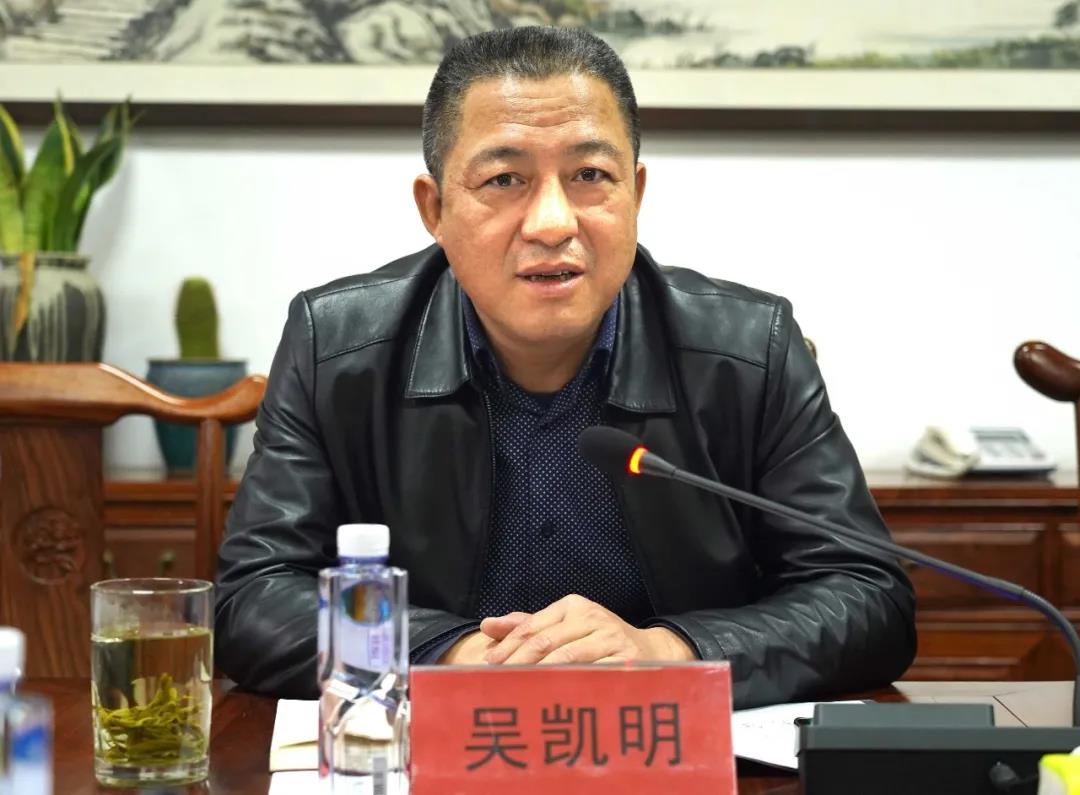 1-211130160T6444.jpg 1-211130160T6444.jpg