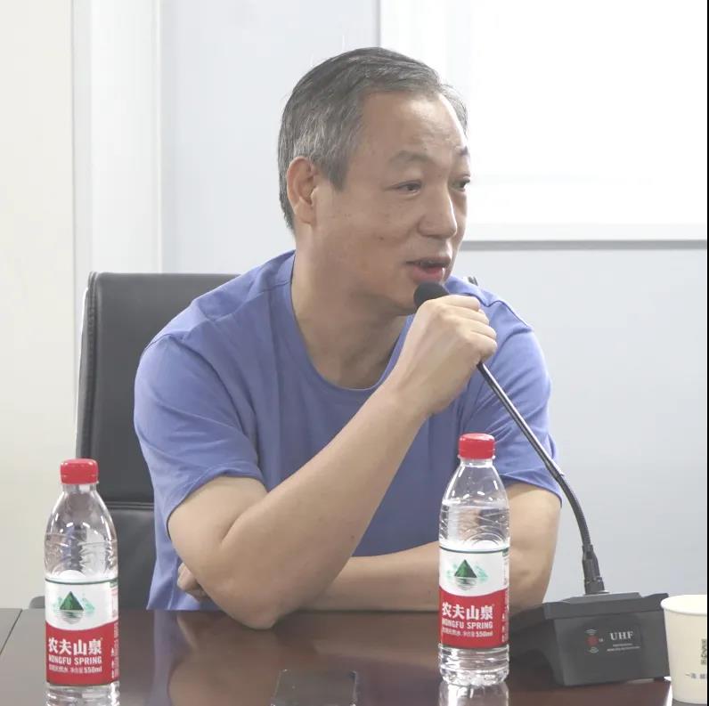 攻坚克难抢工期 安全高效加速度｜公司总经理曾建群带队赴市一医院内科楼项目召开推进会(图3)